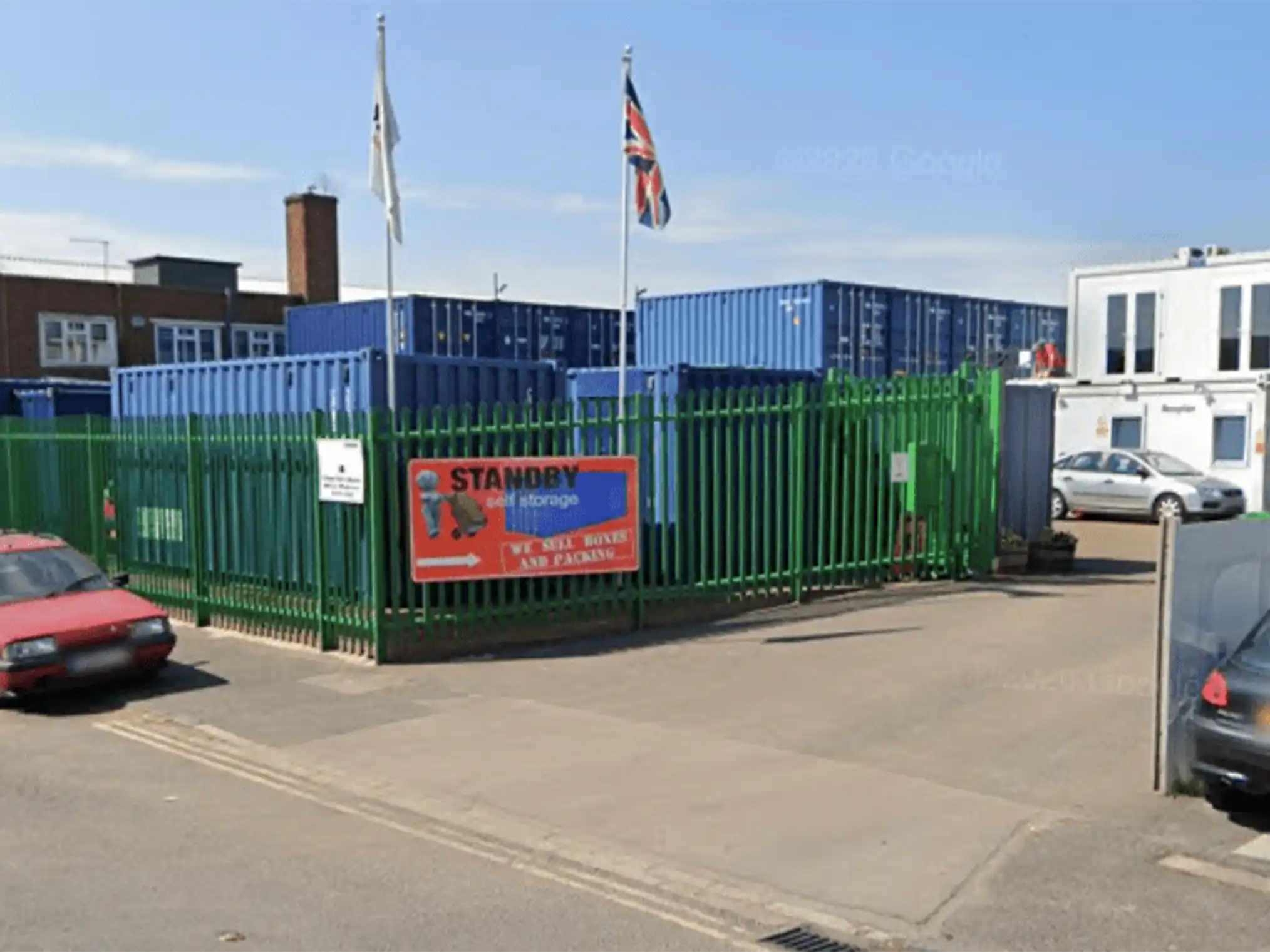 selfstoragermolesey.webp